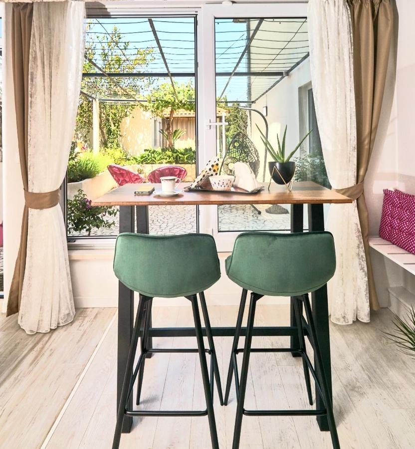 Suite By The Beach For 2 Кавтат Екстериор снимка