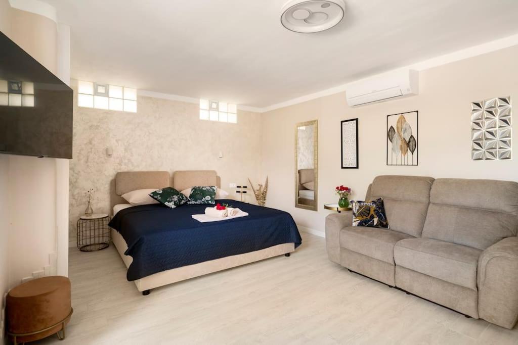 Suite By The Beach For 2 Кавтат Екстериор снимка